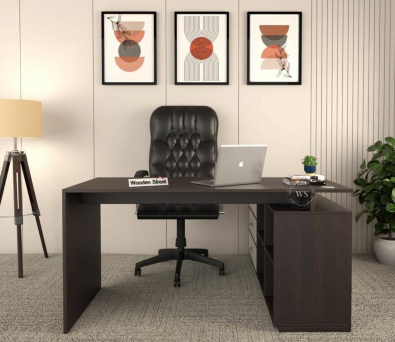 Elania Executive Table With Three Drawers (Flowery Wenge Finish) Executive Tables