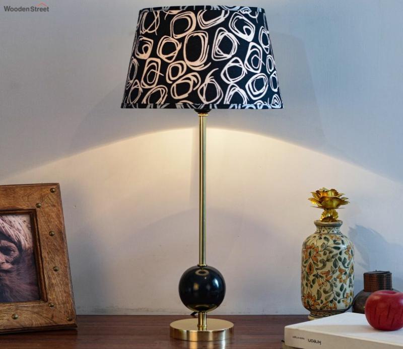 Maris Black Marble Table Lamp Lamps